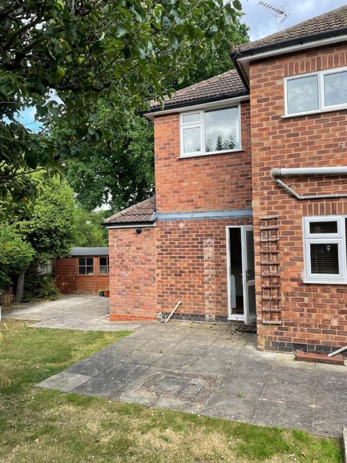 Вилла 5 Bed House, 32 Tutbury Avenue, Cannon Park, Coventry, Cv4 7Bj Экстерьер фото