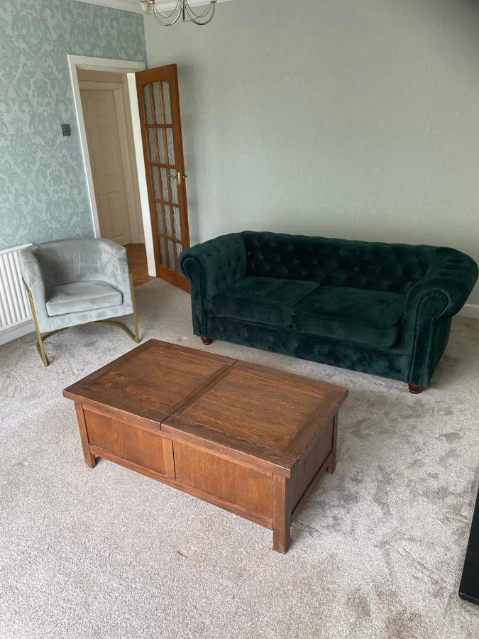 Вилла 5 Bed House, 32 Tutbury Avenue, Cannon Park, Coventry, Cv4 7Bj Экстерьер фото