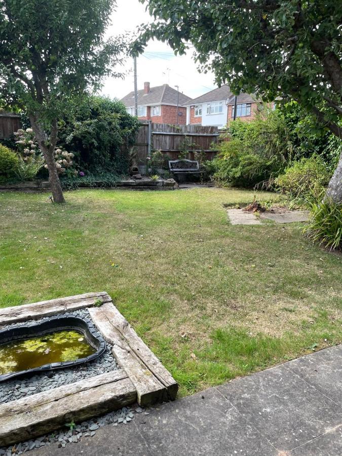 Вилла 5 Bed House, 32 Tutbury Avenue, Cannon Park, Coventry, Cv4 7Bj Экстерьер фото